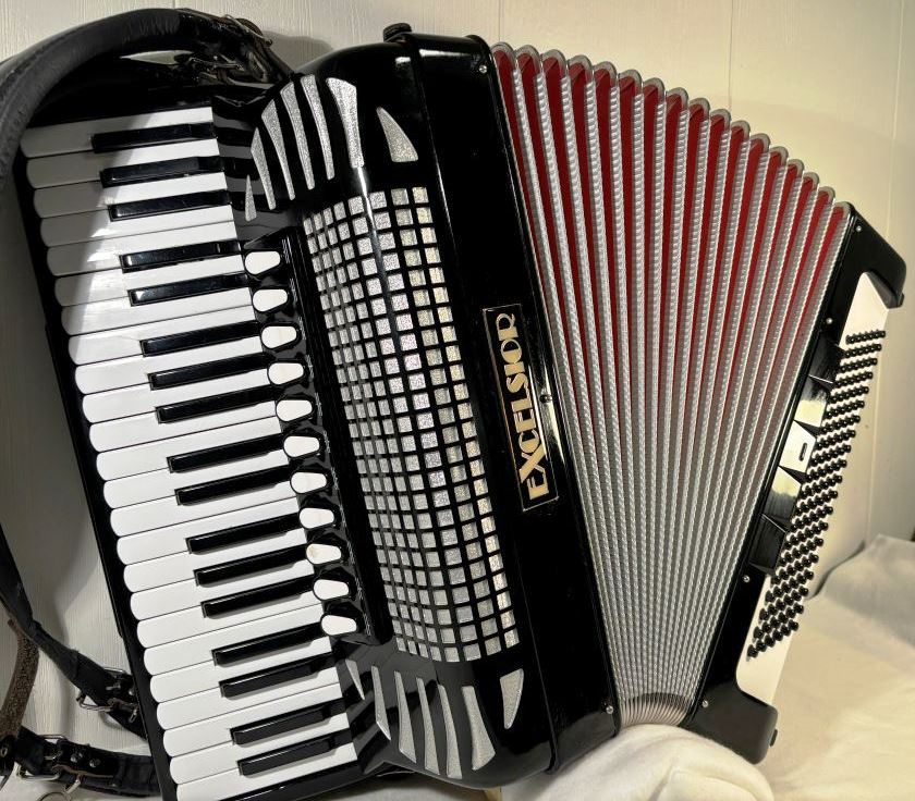 arne dahl aalborg excelsior piano1